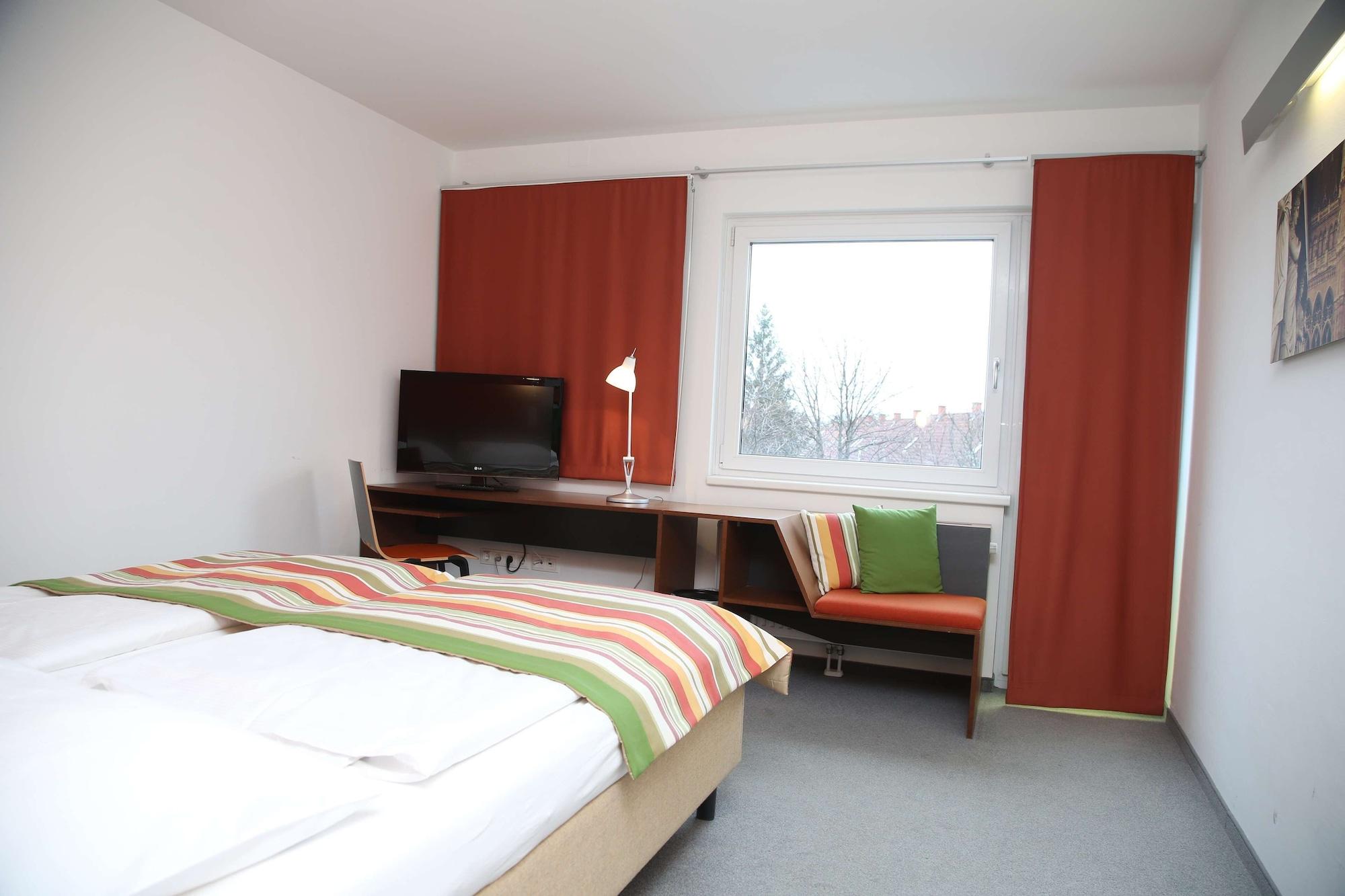 Kyriad Vienna Altmannsdorf Exterior photo